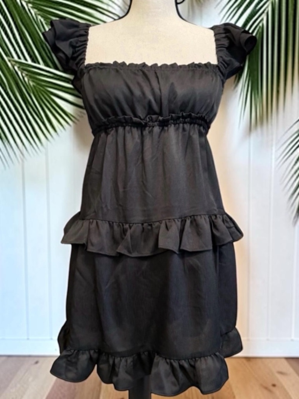 NWT WeWoreWhat Flirty Ruffle Crinkle Chiffon Black Mini Short Dress - Medium